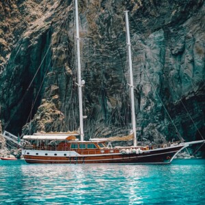 si salpa alla volta delle Isole Eolie e daremo il via alla nuova avventura