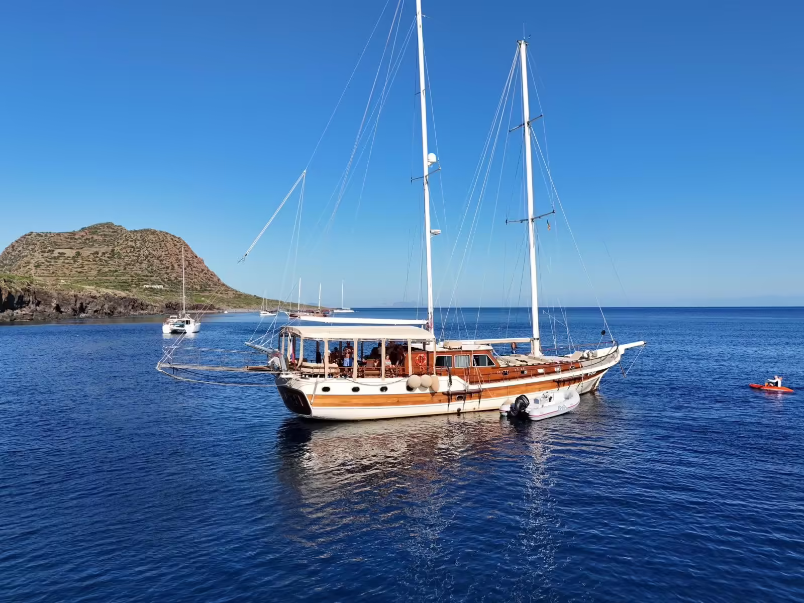 dONNA mARISA IN NAVIGAZIONE